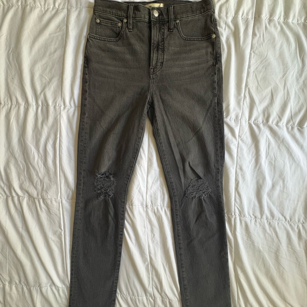 Madewell Women's Charcoal Distressed Jeans